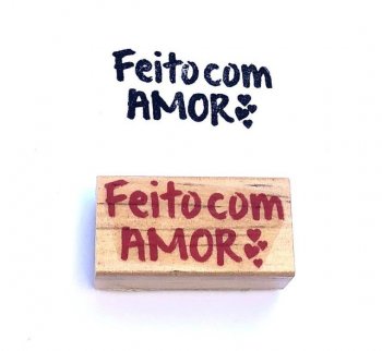 Carimbo com a frase Feito com amor 04 4x2cm