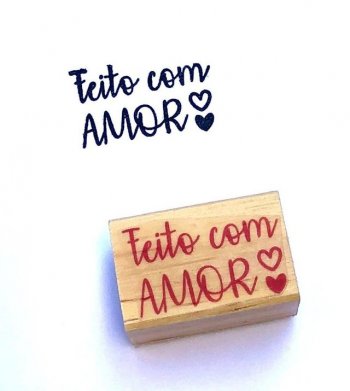 Carimbo com a frase Feito com amor 03 3x2cm